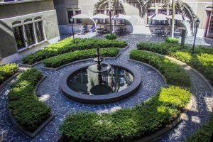 Hardscapes Designs to Maximize Outdoor Living